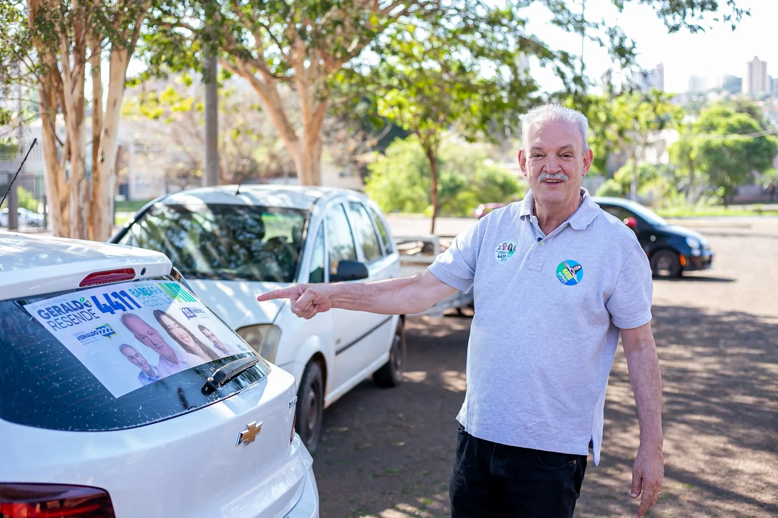 Eleições 2026: Geraldo dá largada com 'adesivaços' em Campo Grande e Sidrolândia