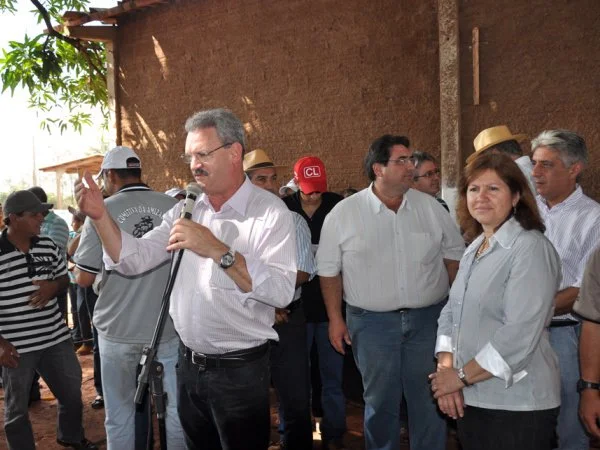 Geraldo participa da abertura da Expoglória - 01/05/2010