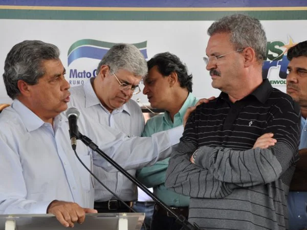 Governador André anuncia a Geraldo a construção de novo semi-aberto em Dourados. (Foto: Kauhê Prieto)