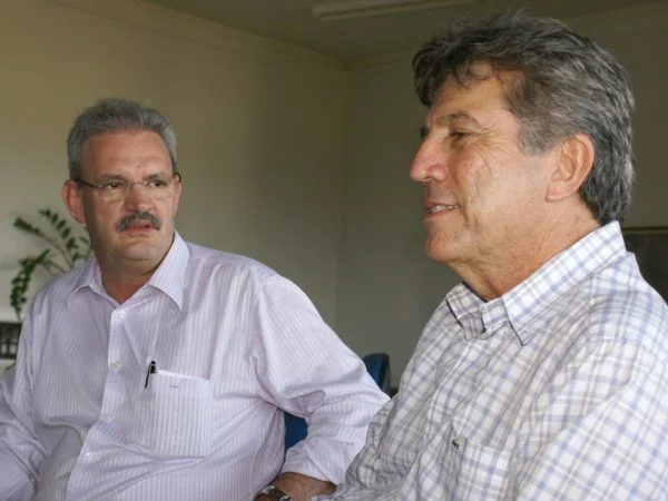Deputado federal Geraldo Resende em audiência com prefeito Murilo Zauith. (Fotos: Edmir Conceição)
