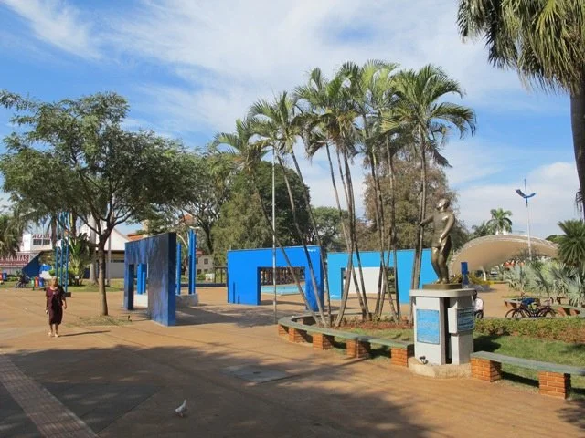 Praça Antonio João de Dourados. (Foto: Jorge Silva)