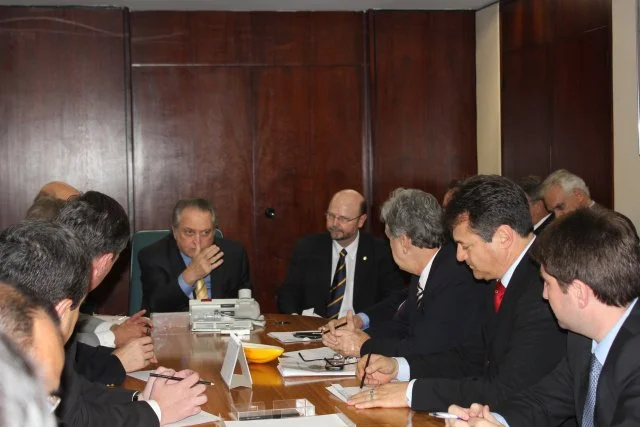 Ministro anuncia medidas para desova de esdtoques para atender suinocultura. (Foto Divulgação)