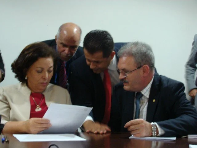 Deputado cobra ministra prorrogação do decreto dos restos a pagar 2010