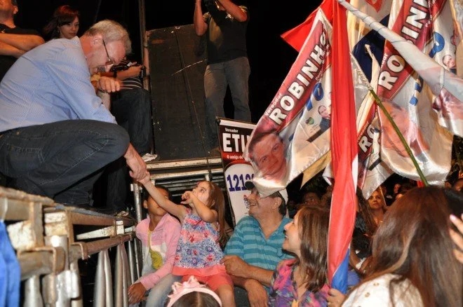 Geraldo participa do comício em Rio Brilhante