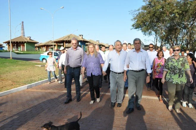 Geraldo prestigia inaugurações em Fátima do Sul