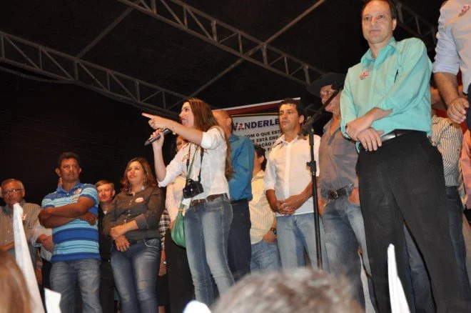 Geraldo participa do comício em Rio Brilhante