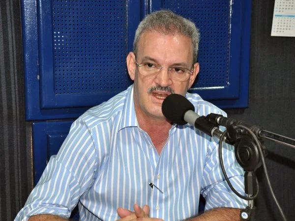 Geraldo Resende atende FETEMS e retira a assinatura da REC 0162