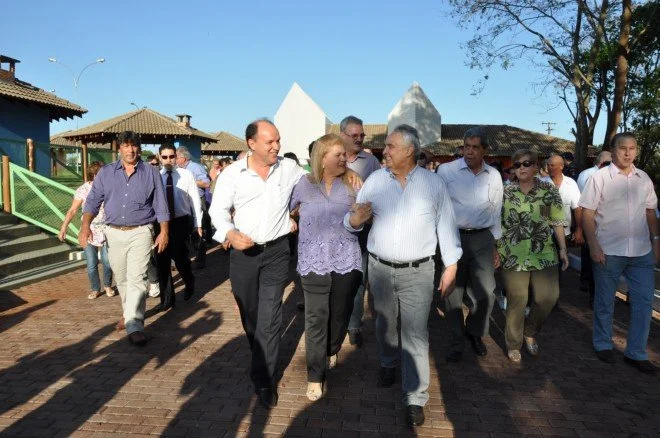 Geraldo prestigia inaugurações em Fátima do Sul