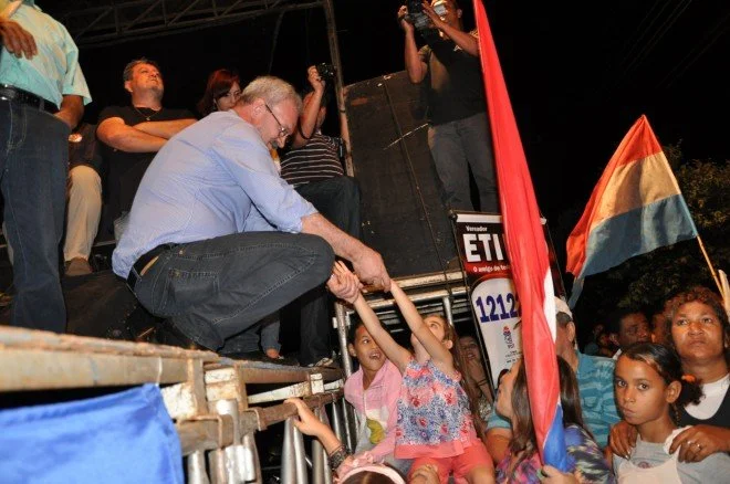 Geraldo participa do comício em Rio Brilhante