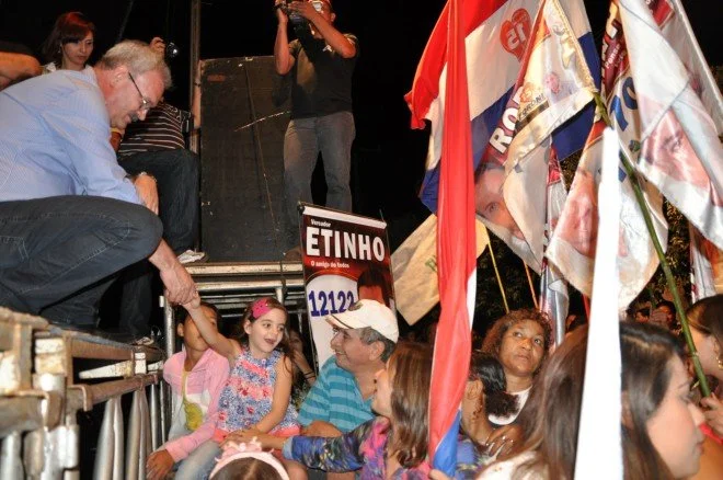 Geraldo participa do comício em Rio Brilhante