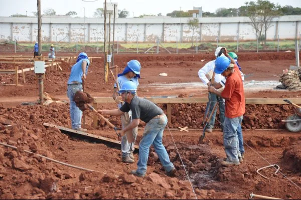 Previsão é de que obras terminem em fevereito de 2013.
