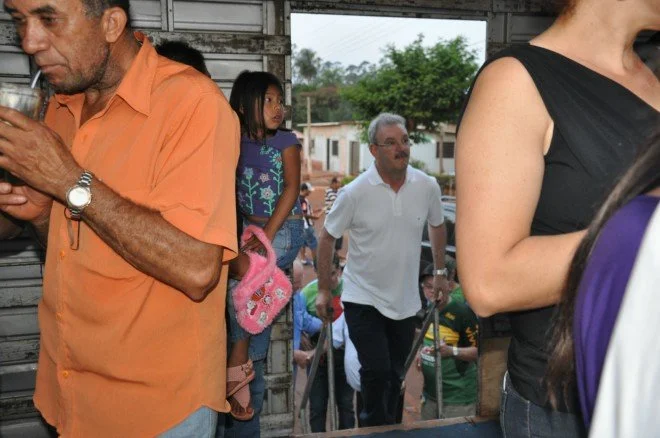 Geraldo participa de caminhada e comício em Douradina