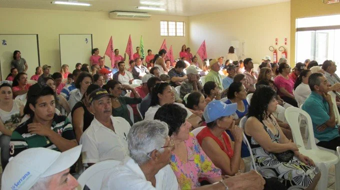 Veja aqui fotos do comicio de Sergio Barbosa e reunião em Amambaí