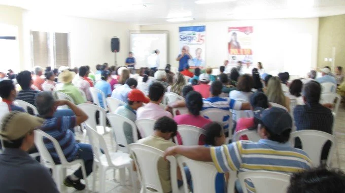 Veja aqui fotos do comicio de Sergio Barbosa e reunião em Amambaí