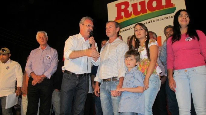 Veja aqui as fotos do comício de Rudi Paetzold em Coronel Sapucaia