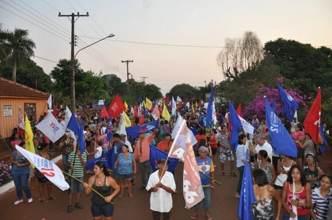 Geraldo participa de caminhada e comício em Douradina