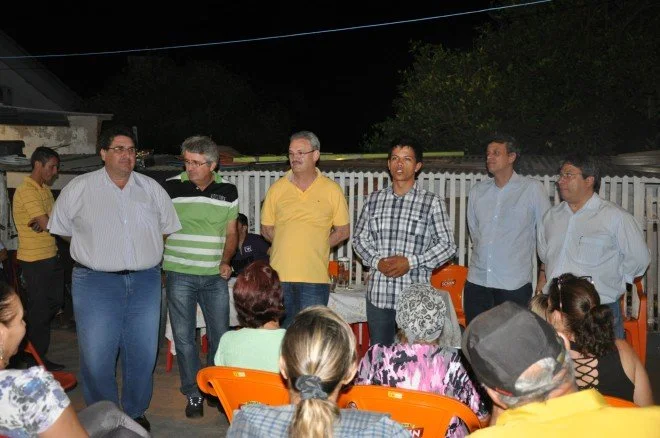 Reunião política em Glória de Dourados