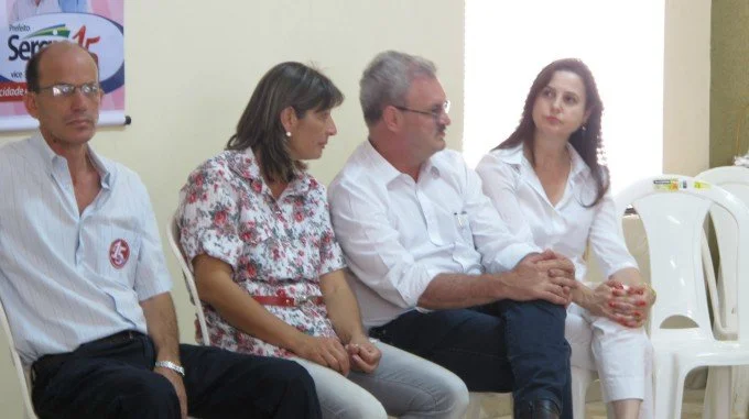 Veja aqui fotos do comicio de Sergio Barbosa e reunião em Amambaí