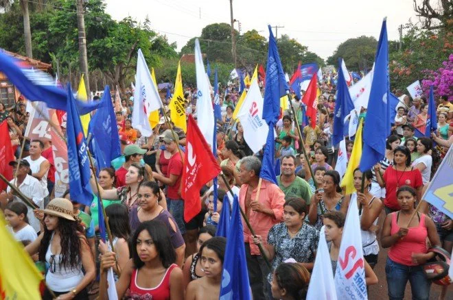 Geraldo participa de caminhada e comício em Douradina