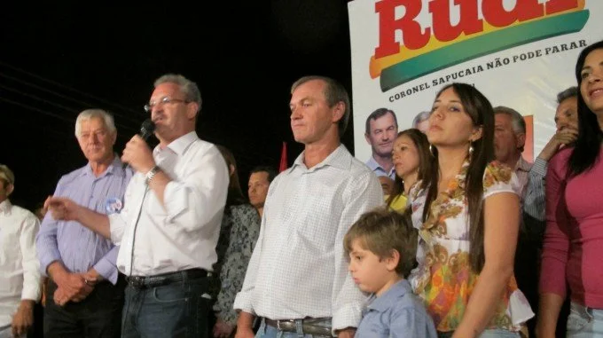 Veja aqui as fotos do comício de Rudi Paetzold em Coronel Sapucaia