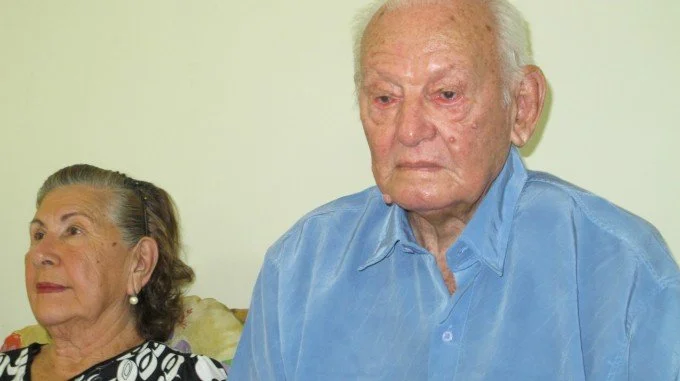 Veja aqui fotos do comicio de Sergio Barbosa e reunião em Amambaí