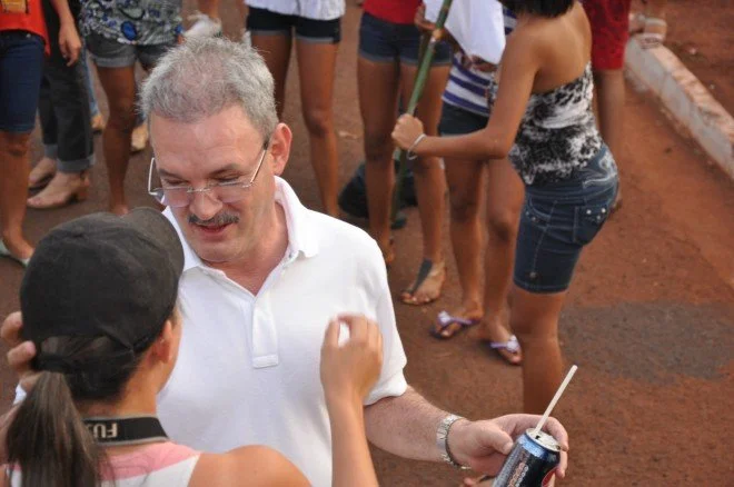 Geraldo participa de caminhada e comício em Douradina