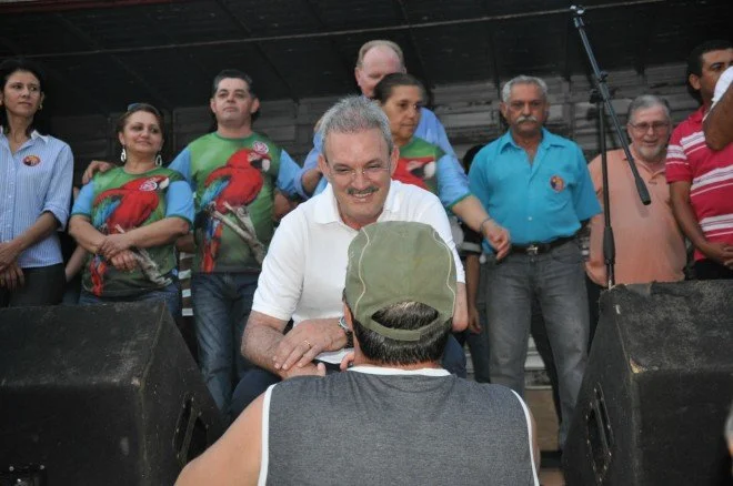 Geraldo participa de caminhada e comício em Douradina