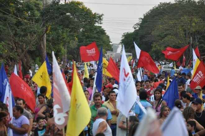 Geraldo participa de caminhada e comício em Douradina