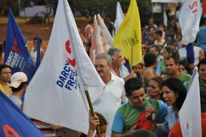 Geraldo participa de caminhada e comício em Douradina
