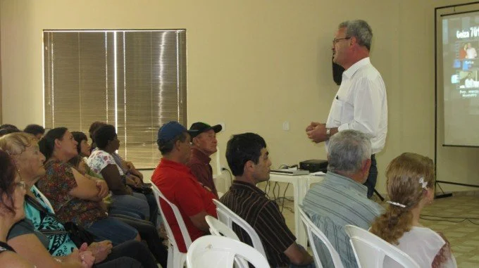 Veja aqui fotos do comicio de Sergio Barbosa e reunião em Amambaí