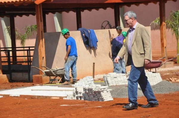Deputado Geraldo diz que praça será novo cartão postal de Dourados.
