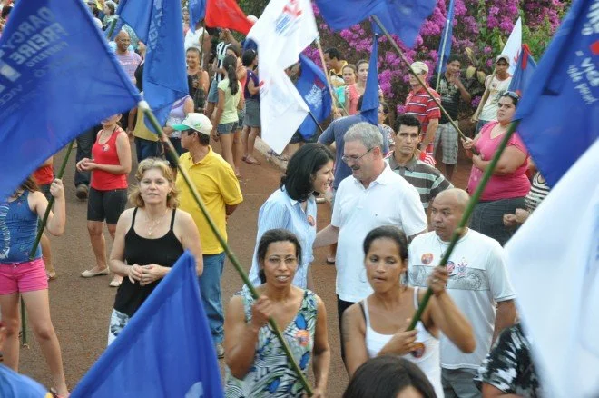 Geraldo participa de caminhada e comício em Douradina