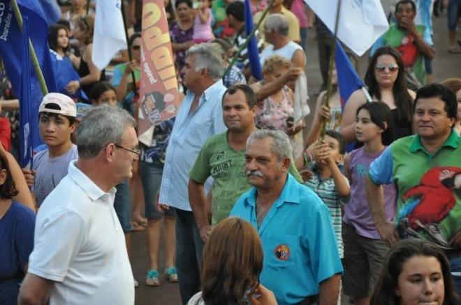 Geraldo participa de caminhada e comício em Douradina