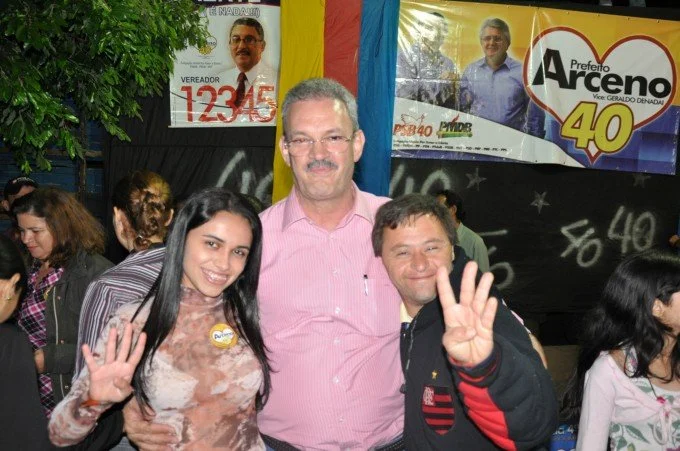 Geraldo participa de reunião em Glória de Dourados
