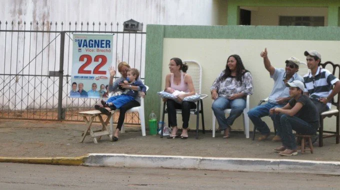 Veja fotos da carreata e comício em Anaurilândia