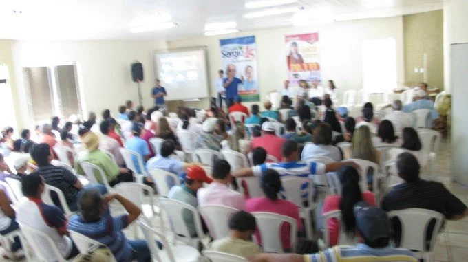 Veja aqui fotos do comicio de Sergio Barbosa e reunião em Amambaí