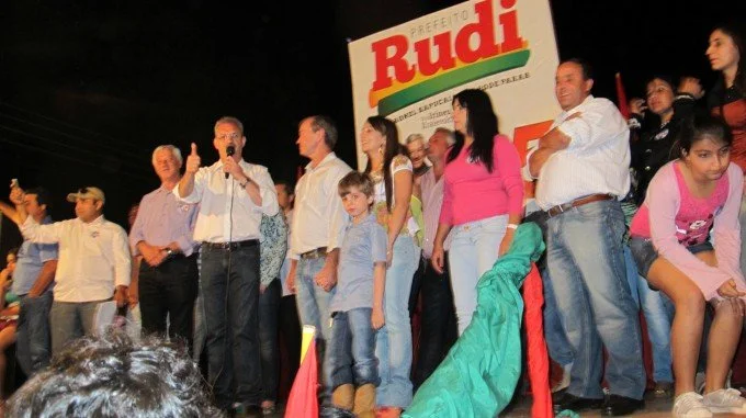 Veja aqui as fotos do comício de Rudi Paetzold em Coronel Sapucaia