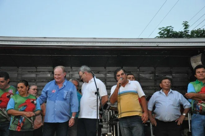 Geraldo participa de caminhada e comício em Douradina