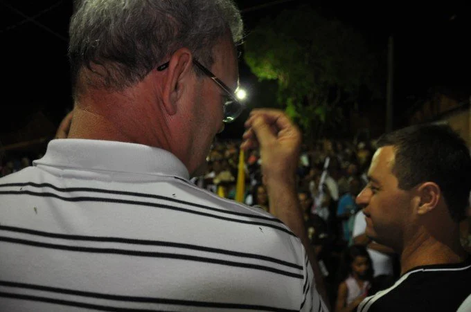 Veja fotos do comício do candidato a reeleição Arceno Athas