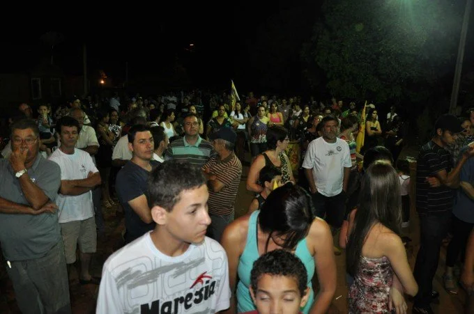 Veja fotos do comício do candidato a reeleição Arceno Athas