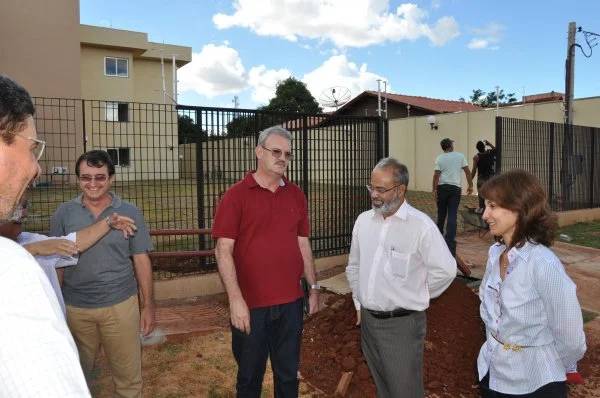 Geraldo Resende e outras lideranças vistoriam obras Casa do Estudante, que será inaugurada no mês que vem