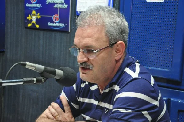 Ouça notícias da inauguração de praças em Dourados