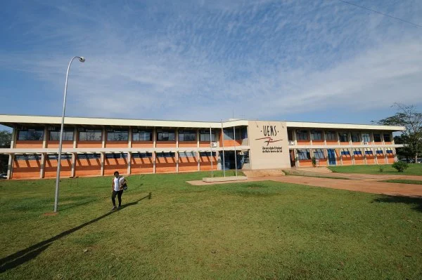 Depois de 19 anos, UEMS terá ônibus para servir estudantes de todas as unidades