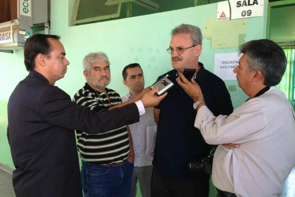 Ouça: Geraldo inaugura e anuncia obras em Naviraí