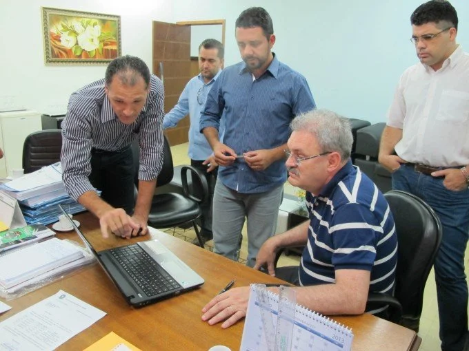 Geraldo conquista aparelho de Raio X para Itaporã