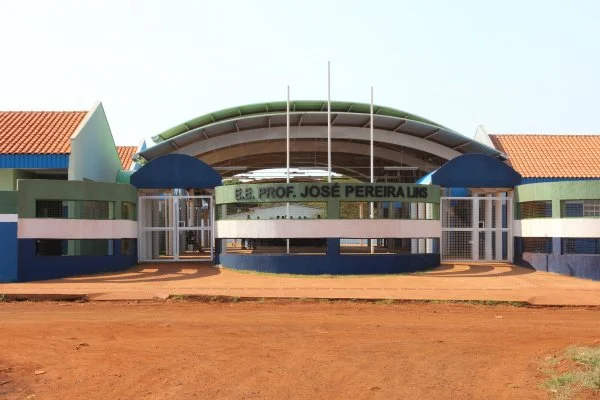 Escola Estadual “Professor José Pereira Lins” é uma das obras viabilizadas por Geraldo Resende para Dourados