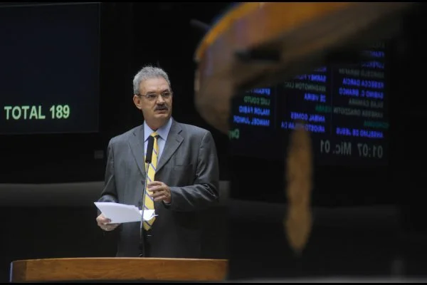 Projeto cria política nacional de captação e aproveitamento da água das chuvas