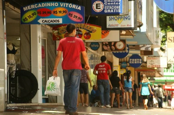 Repartições municipais fecham hoje e abrem apenas na quarta; veja abre e fecha