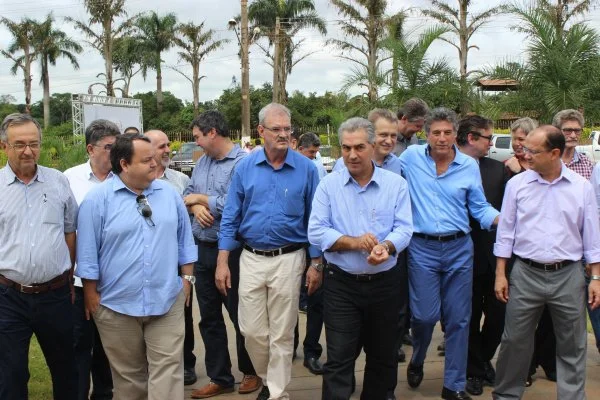 Deputado Geraldo Resende acompanha governador Reinaldo em visita a Dourados e ressalta importância de parcerias
