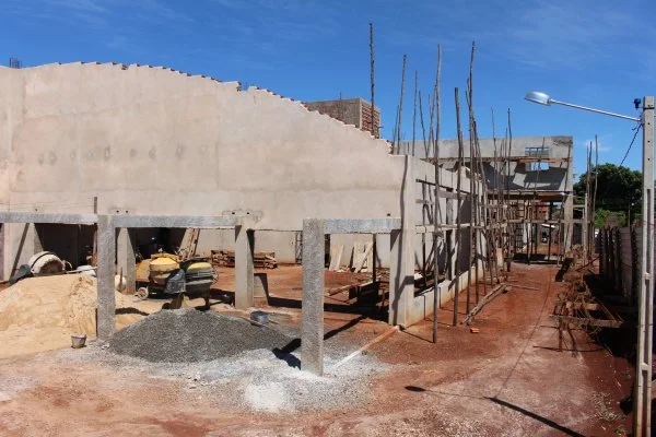 Cerca de 40% das obras de construção do CER em Dourados já foram executadas